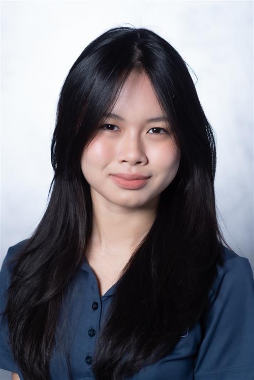 A late teens girl
